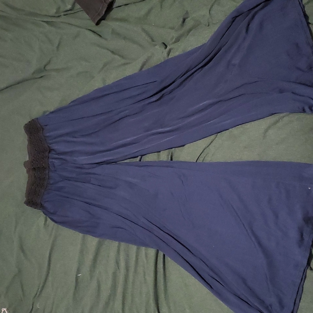Blue flowy comfortable pants